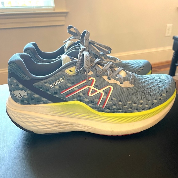 Karhu Mestari Run - Picture 1 of 5